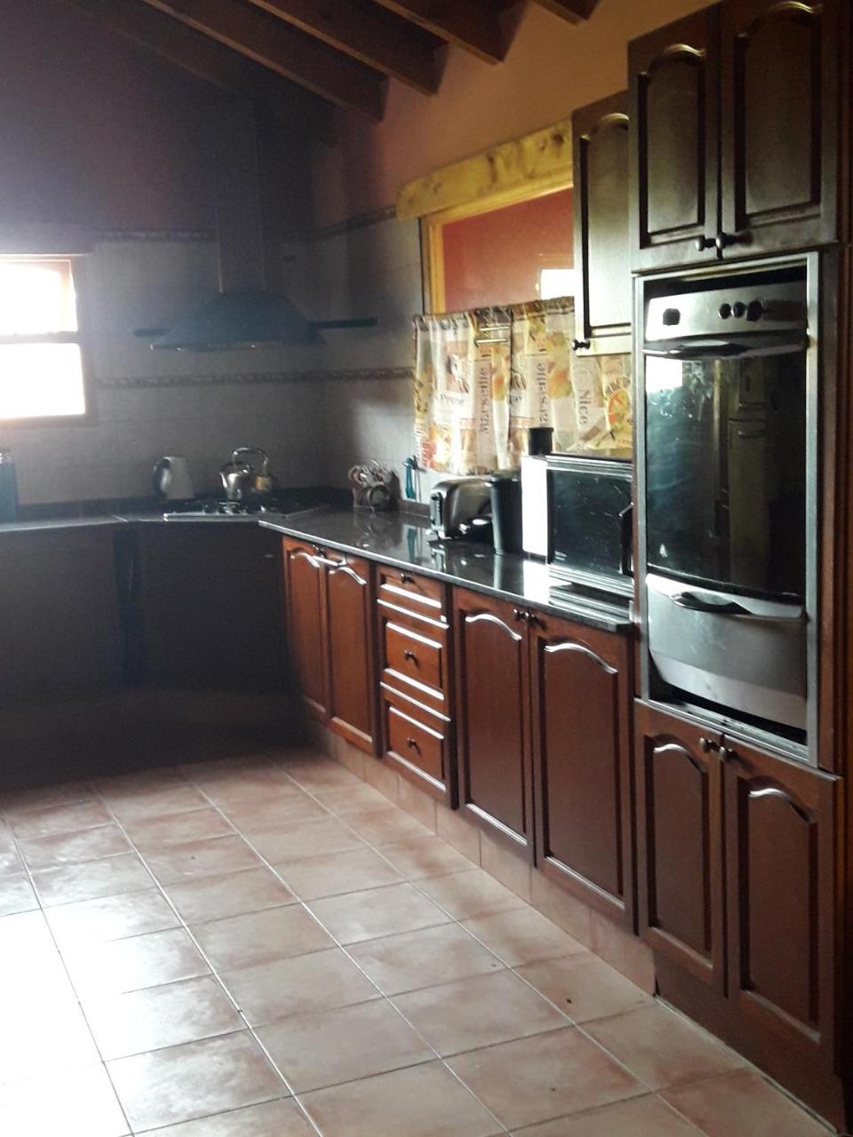 לינה וארוחת בוקר וילה לה אנגוסטרה Lo De Pablo מראה חיצוני תמונה